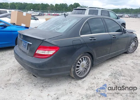 2010 Mercedes-Benz C 300 Luxury 4Matic/Sport 4Matic from USA, damaged, VIN WDDGF8BB8AF482389